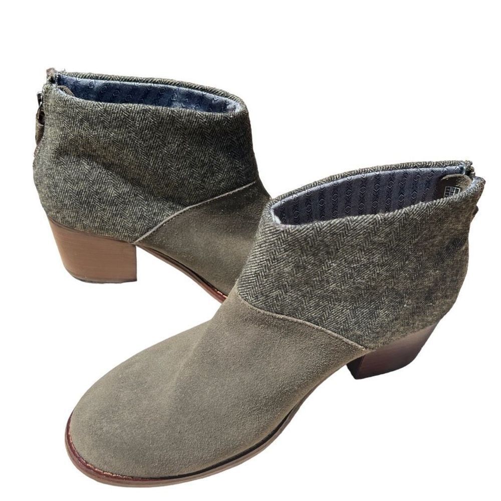 TOMS Leila Olive Gray Suede/Herringbone Tassel Back Ankle Boots - Women’s Size 7